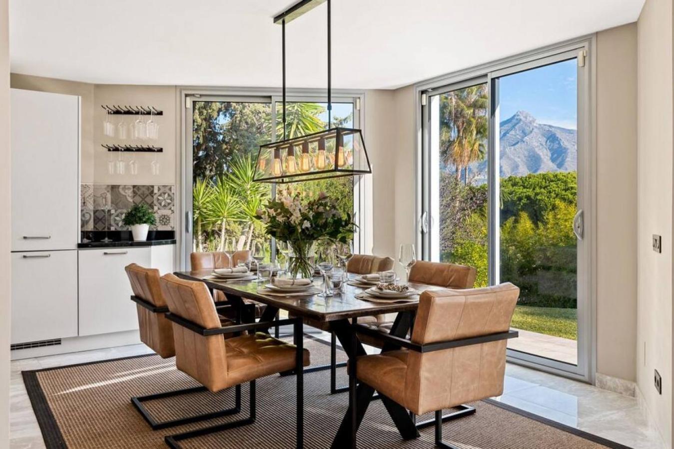 Villa - 3-bedroom With Pool And Mountain View *