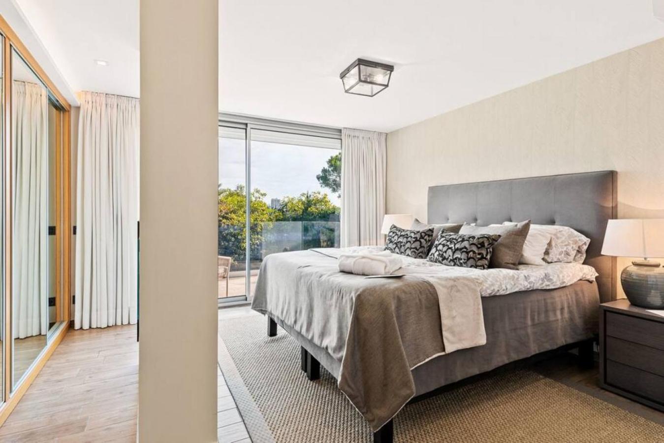 - 3-bedroom With Pool And Mountain View Villa *